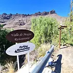 Сasa de vacaciones Histórica Casa Con Vistas Al Jardín De Cactus Y Montañas