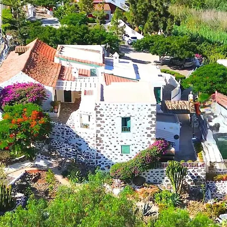 Histórica Casa Con Vistas Al Jardín De Cactus Y Montañas Mogán