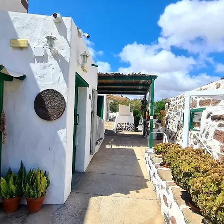Histórica Casa Con Vistas Al Jardín De Cactus Y Montañas *